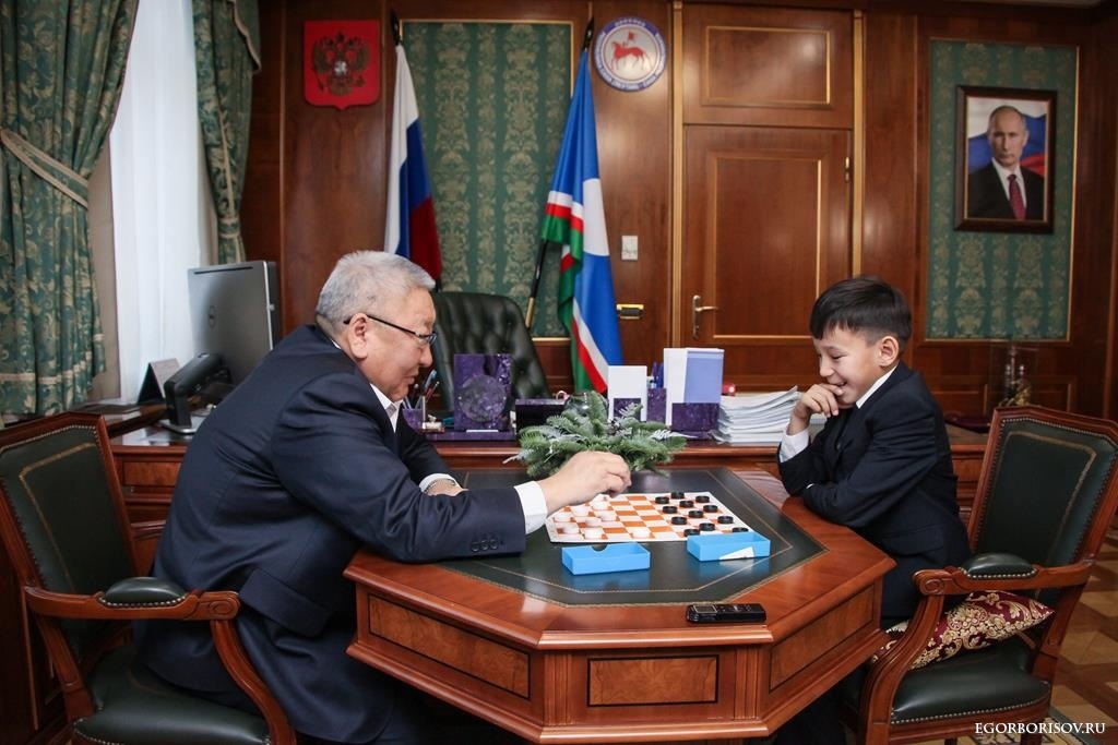 bushuev-15-01