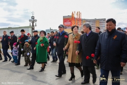 В Якутске состоялись торжественные мероприятия, посвящённые 71-й годовщине Победы в Великой Отечественной войне