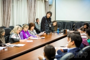 В Окружной администрации города Якутска прошла встреча с защитниками животных 
