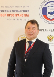 Алексей Стручков: &laquo;Законы и программы должны быть направлены на решение конкретных проблем человека, живущего в Арктике&raquo;